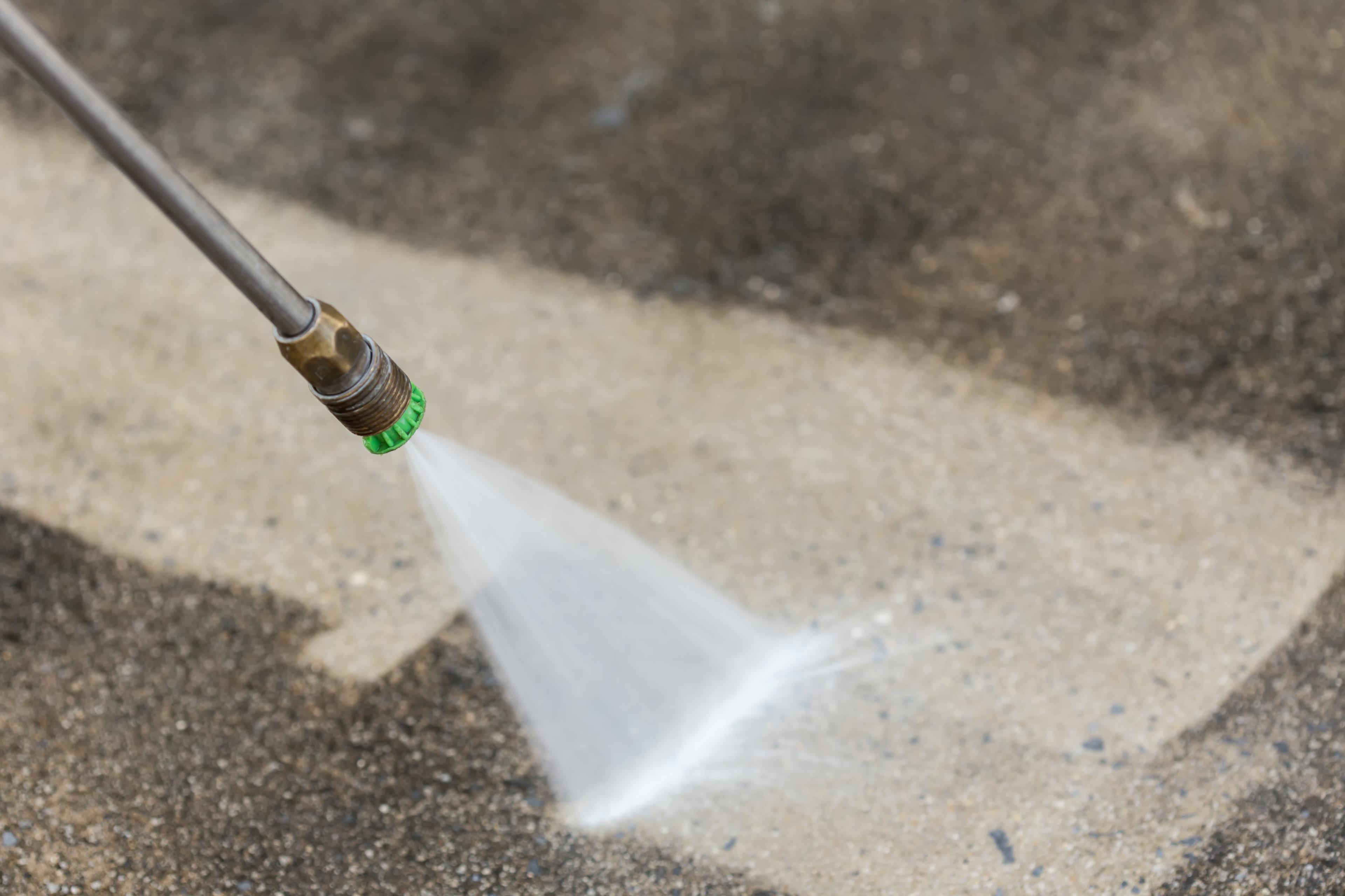 Driveway cleaning and stain removal service